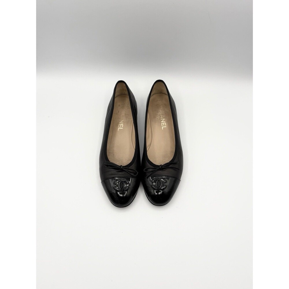 Chanel Black Leather Cap Toe Ballet Flats CC Logo Bow Accent Size EU 37.5